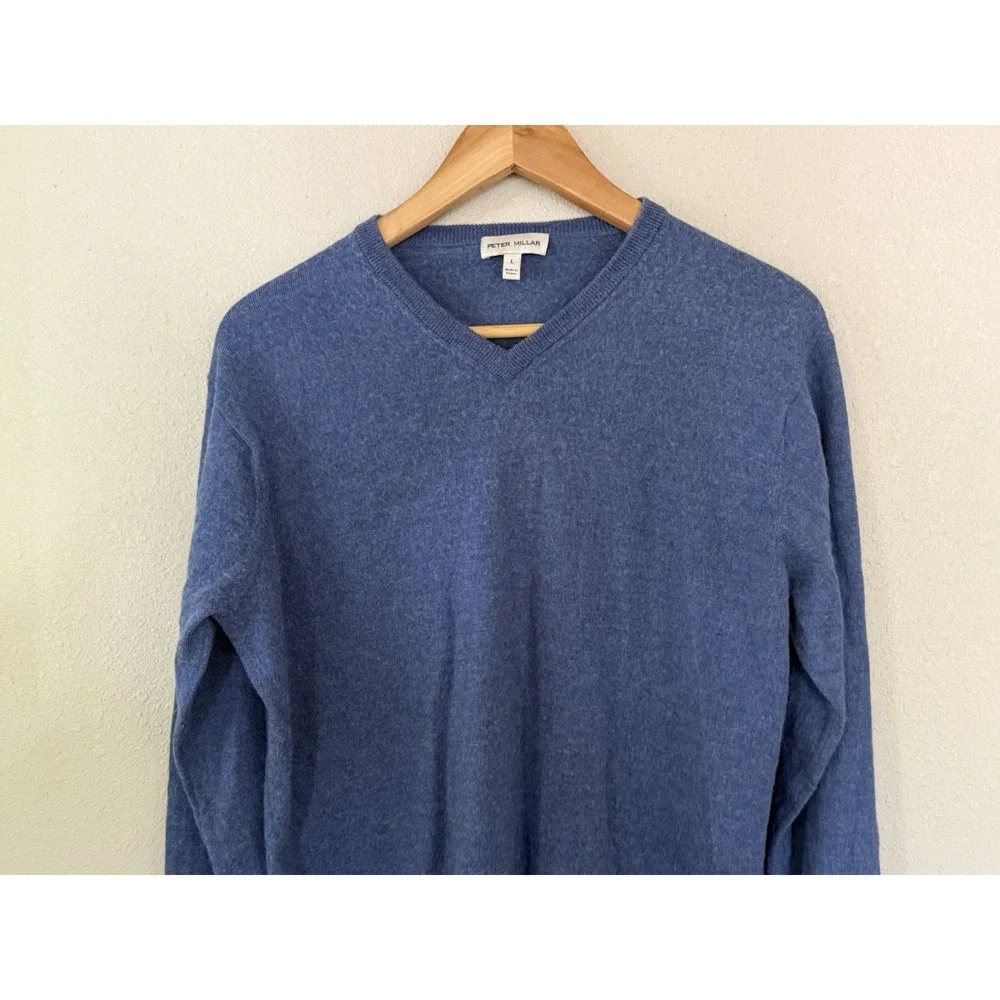 Peter Millar Autumn Crest V-Neck Blue Sweater 75% Merino Wool/25% Lyocell Size L